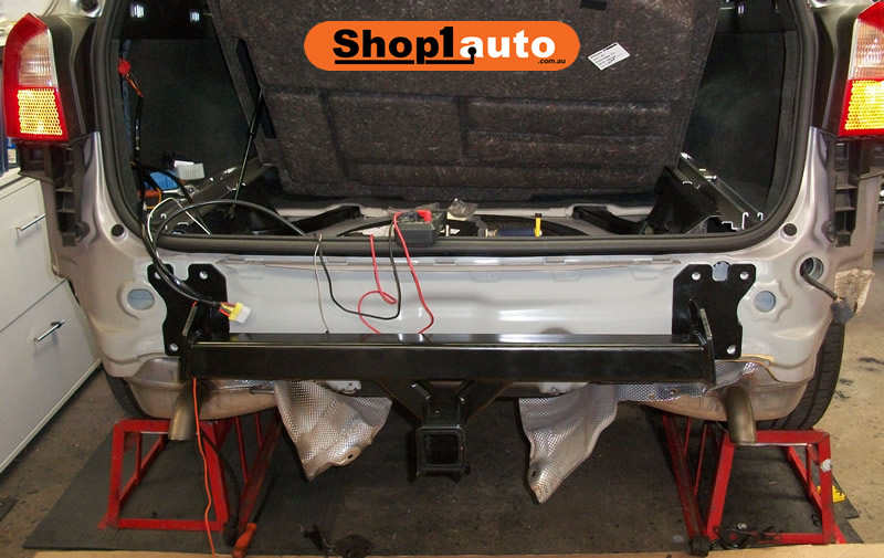 Volvo XC70 towbar image