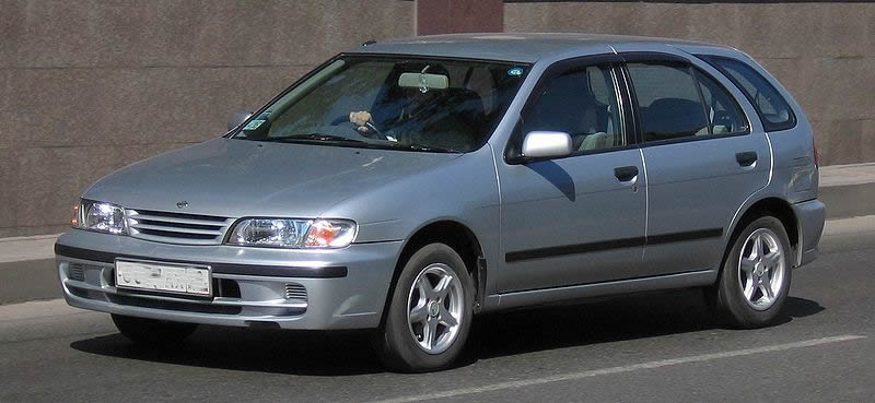 1995 Nissan pulsar hatchback #3